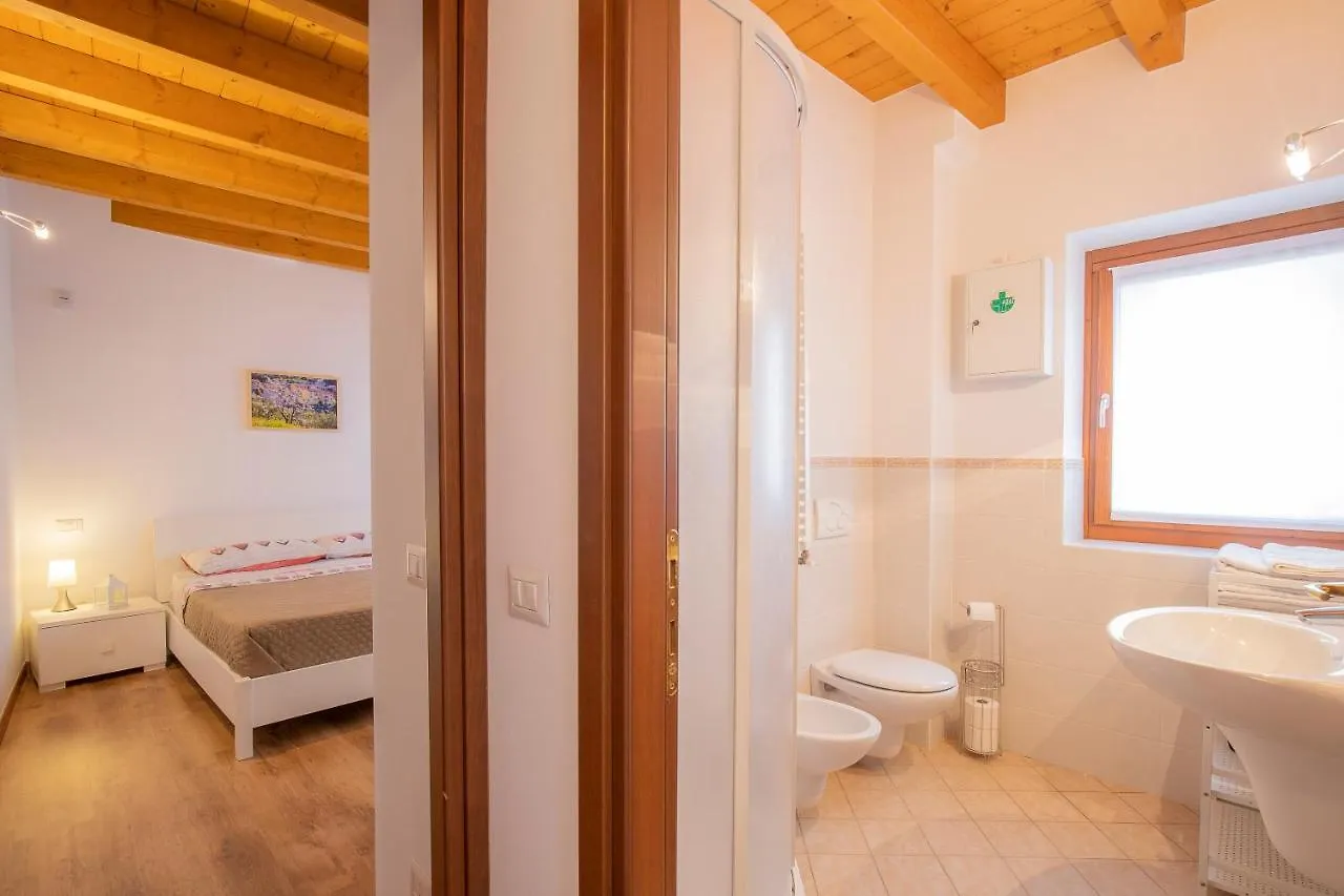 Valpolicella Homes Amarone Apartment SantʼAmbrogio di Valpolicella 0*,